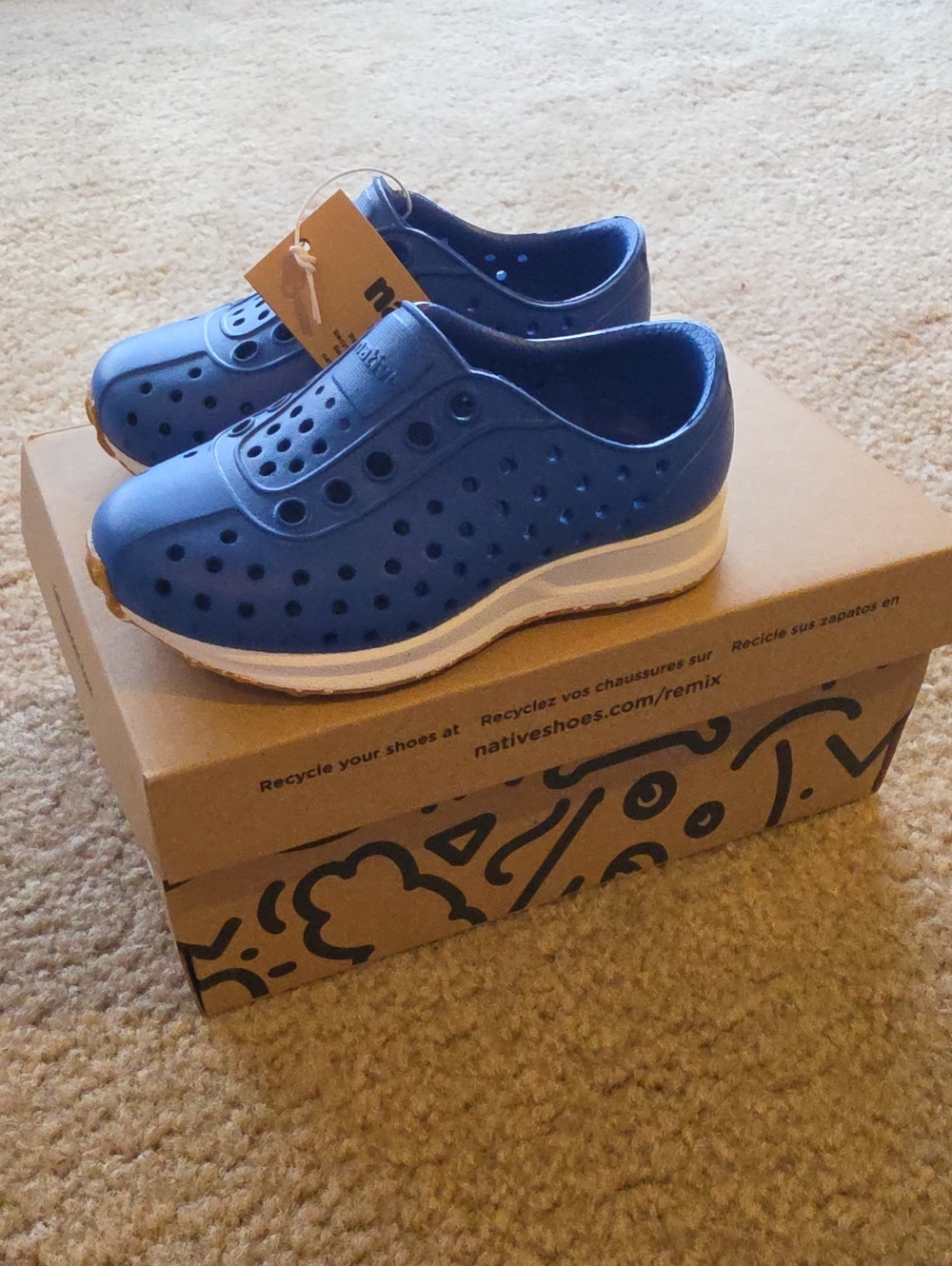 Native Kids Robbie Sugarlite Slip-On Sneakers in Blue 5C